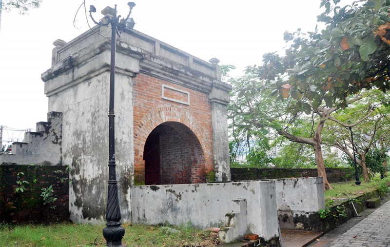 The national relic of Dien Hai citadel was violated