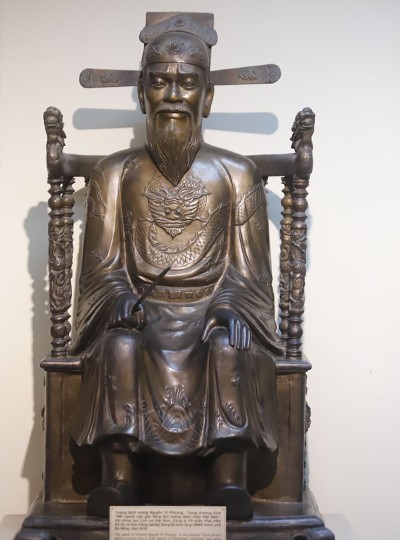 Professor. Tran Van Giau talks about Nguyen Tri Phuong